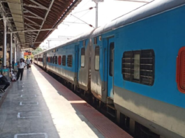 ರೈಲುಗಳಿಗೆ-ತಾತ್ಕಾಲಿಕ-ಬೋಗಿಗಳ-ಜೋಡಣೆ